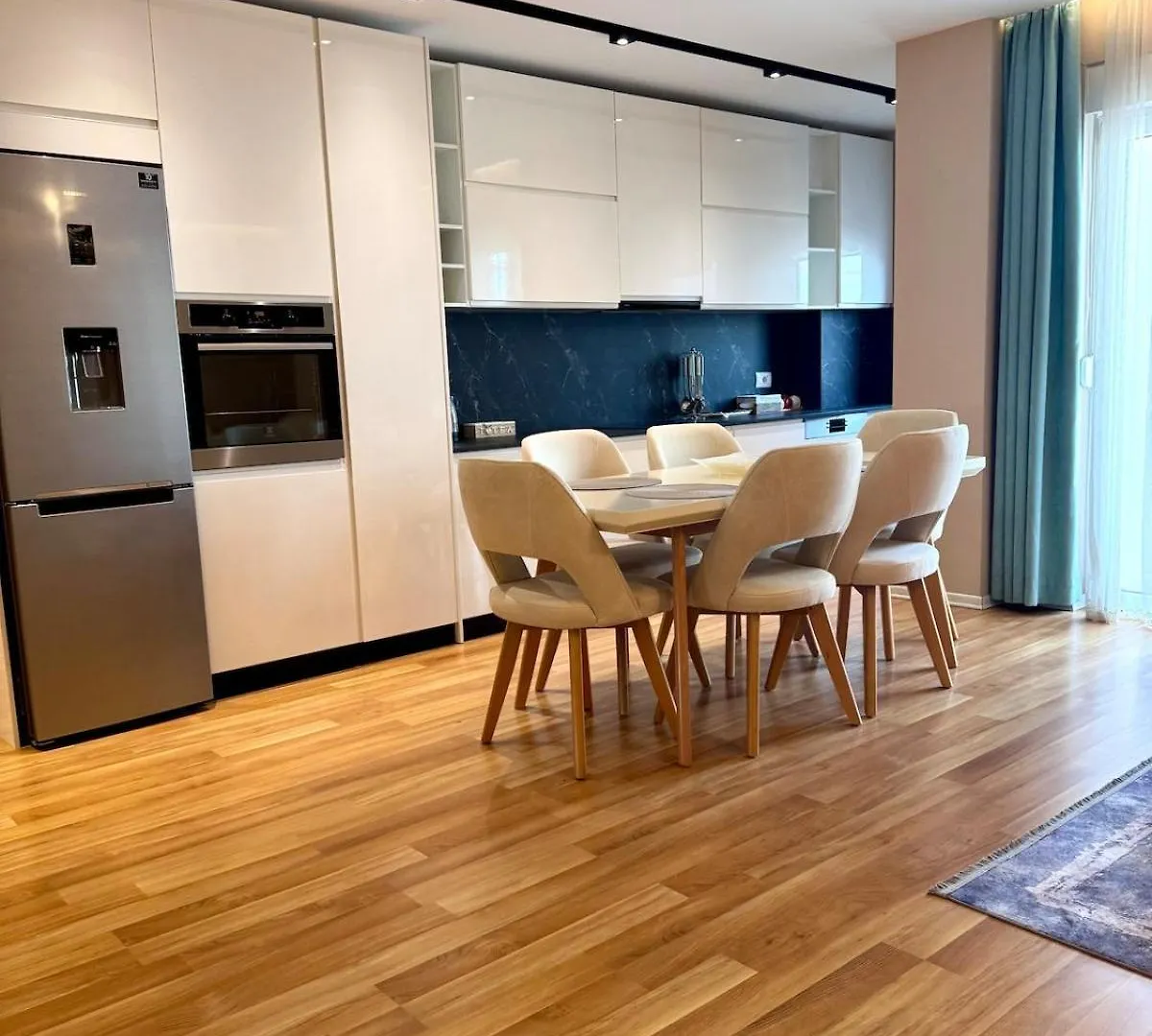 Tirana Lake Spacious Apartment